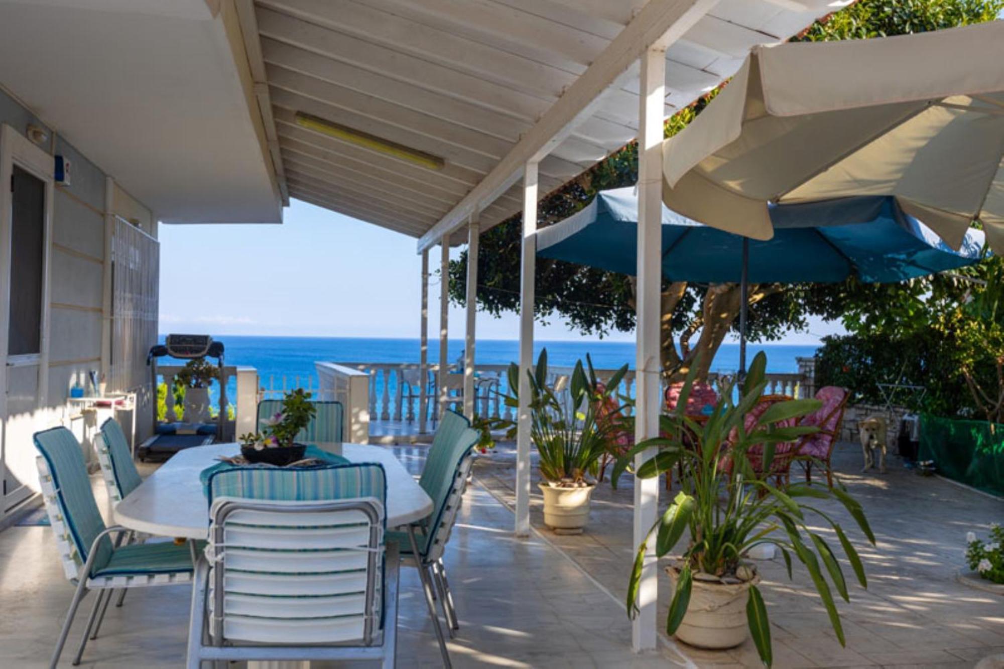 Pansion Koroni L'Antic Hotel Ngoại thất bức ảnh