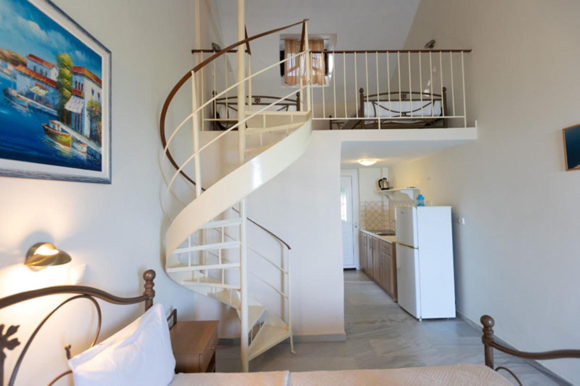 Pansion Koroni L'Antic Hotel Ngoại thất bức ảnh
