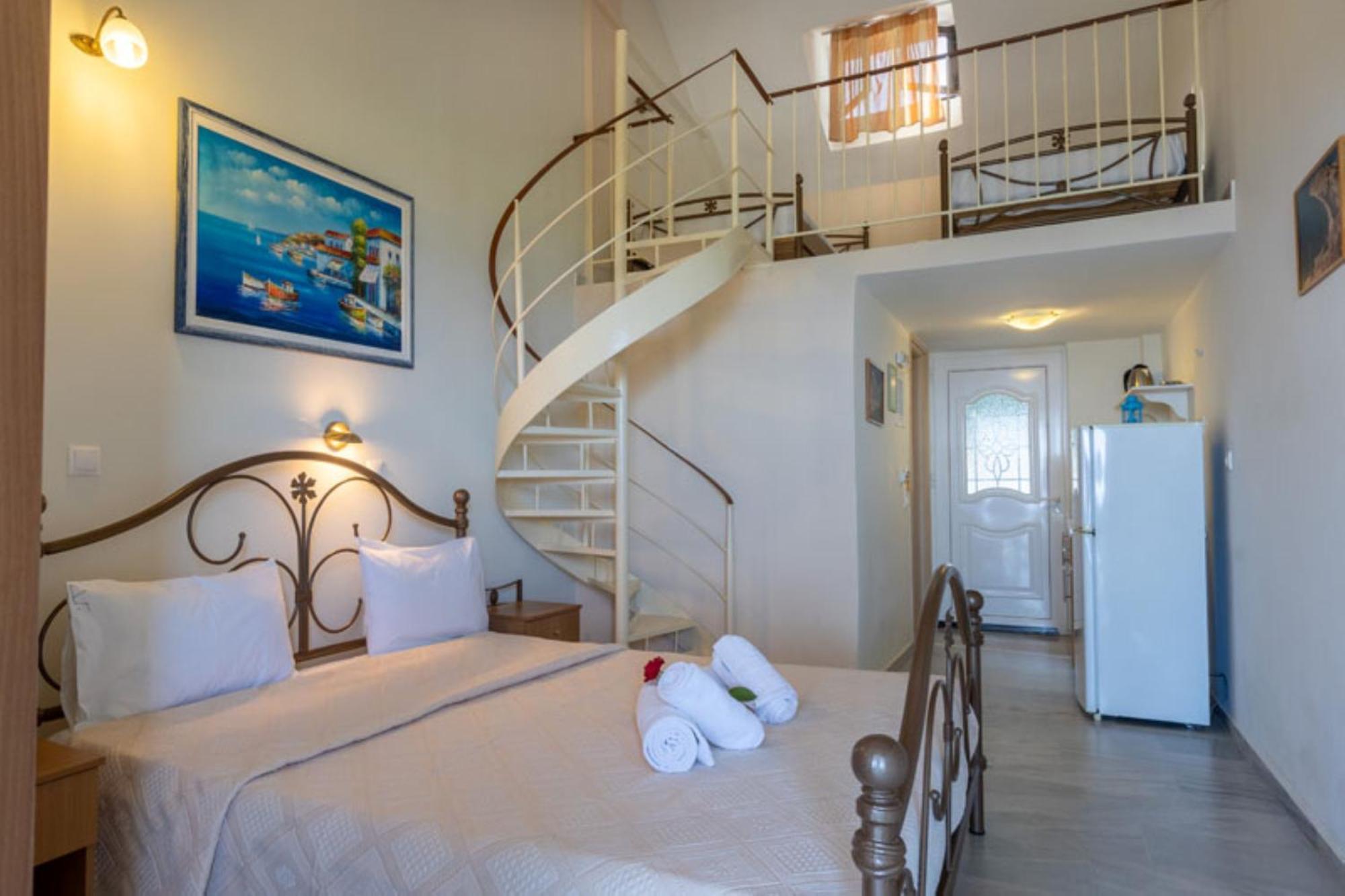 Pansion Koroni L'Antic Hotel Ngoại thất bức ảnh